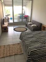 Petit prix et grand confort à Saint Gilles les Bains - B&B