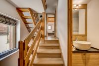 Pic Janvier - Alpes Travel - Les Praz (sleeps 4-6) - B&B
