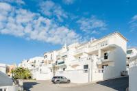 WOW Front Beach View, 150 m to Beach, WIFI - Chambres d’hôtes Lagos