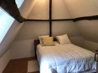La Gloriette gîte situé Dans La propriété Dun magnifique manoir - B&B