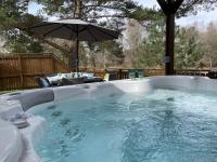 B&B Pitlochry - Luxury Riverside Lodge, Blair Atholl - Bed and Breakfast Pitlochry