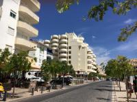 Apartamento T1 com Piscina e Vista mar - PRAIA DA ROCHA Portimão - Chambres d'hôtes Portimão