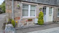 Deeside Holiday Cottages - B&B Dinnet