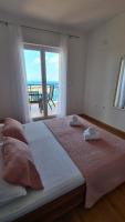 Appartement 2 Chambres avec Balcon et Vue sur la Mer