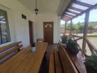Komáromi Vendégház Erdőhorváti - B&B