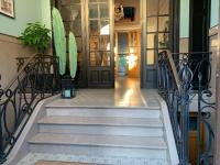 52 - B&B