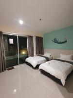 Suite with Pool View