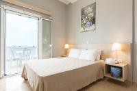 Camera Tripla Deluxe con Vista Mare