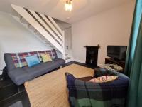 Picturesque 2 Bedroom Miners Cottage Near Bike Park Wales & Brecon Beacons - Chambres d'hôtes Merthyr Tydfil