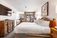 1 Bedroom Condominium with Spa #202