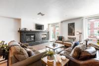 2 Bedroom Condominium with Spa #209