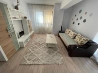 B&B Iaşi - THE MIRROR - quiet & friendly place in Copou - Bed and Breakfast Iaşi