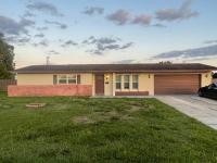 Charming Two-Bedroom Home Quiet and Cozy . - B&B Lehigh Acres