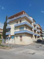 Appartamento con 3 Camere da Letto