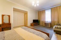 Nadezhda Apartment on Nauryzbay Batyra 37/1 - B&B Almaty