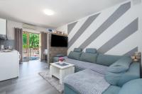 Apartment 50 shades of grey Poreč - B&B