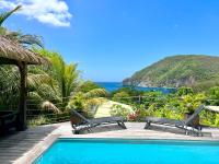 Villa Corali, vue mer, piscine, Pointe Batterie Deshaies - B&B Deshaies