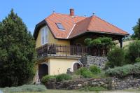 Napsugár Vendégház - B&B