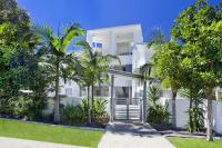 1 Alpha - Lovely and Spacious 3 bed apartment all on one level lift pool air con garden outlook - B&B