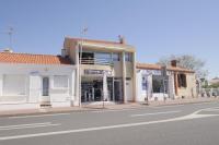Un appartement sur la marina de St-Gilles - Bed and Breakfast