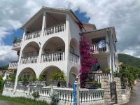 B&B Tivat - Apartmani Tamara - Bed and Breakfast Tivat