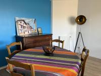Appartement T2 avec Terrasse et Parking, Cambo-les-Bains - FR-1-495-74 - Chambres d'hôtes Cambo-les-Bains