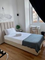 Superior Single Room with Private Bathroom