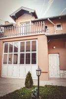 Royal TSV Rooms - Bed and Breakfast Sombor