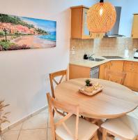 two bed room apartment 5 min walk to the beach - B&B Eilat