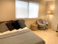 Deluxe Studio met Queensize Bed
