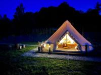 B&B Solina - Glamping Bieszczady z basenem - Bed and Breakfast Solina