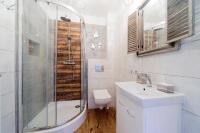 Apartamenty Sun & Ski Willa Nad Strumieniem Nadrzeczna 3D i 3E - centrum 300m - Chambres d'hôtes Karpacz
