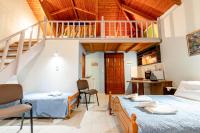 Camera Familiare con Vista Giardino