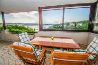 Apartments Ivanica and Mirela - B&B Jadranovo