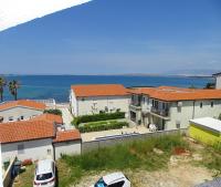 Appartamento con 3 Camere da Letto