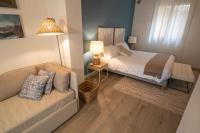 Zimmer mit Kingsize-Bett