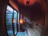 The green and red cabins - B&B
