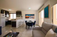 Seaside Luxury Flat Pervolia - B&B Perivolia