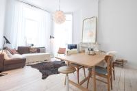 B&B Brussels - Cosy and Modern 2 bedrooms flat near Châtelain and Brugmann - Bed and Breakfast Brussels