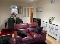 B&B Ponders End - NNK Air BnB - Bed and Breakfast Ponders End