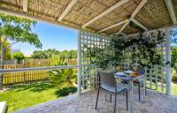 Azulita, Tranquil Garden Casita, Walk to Beach - Chambres d'hôtes El Palmar