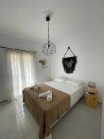 Lovely 2-bedroom apartment in the heart of Ermioni - Chambres d'hôtes Ermióni