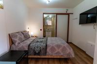 B&B Hunedoara - La Bebe 2 Beds - Bed and Breakfast Hunedoara