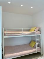 Seaview apartment-Qerret - Chambres d'hôtes Golem