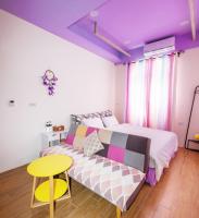 Zimmer mit Kingsize-Bett