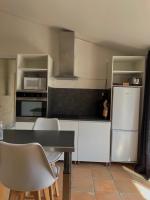 Maisonzen - Ferienwohnung Pugnac