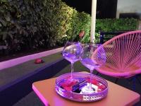 Romantisme et glamour 2 avec spa , clim et jardin - B&B Digione