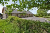 B&B Llanedy - Ysgubor Hir - Bed and Breakfast Llanedy