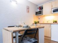 Appartement rénové 4 pers. calme proche centre Saint-Lary village - FR-1-296-357 - Bed and Breakfast Saint-Lary-Soulan