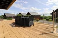 ON-SITE WATERSPORTS family lodge - B&B Saint Columb Major